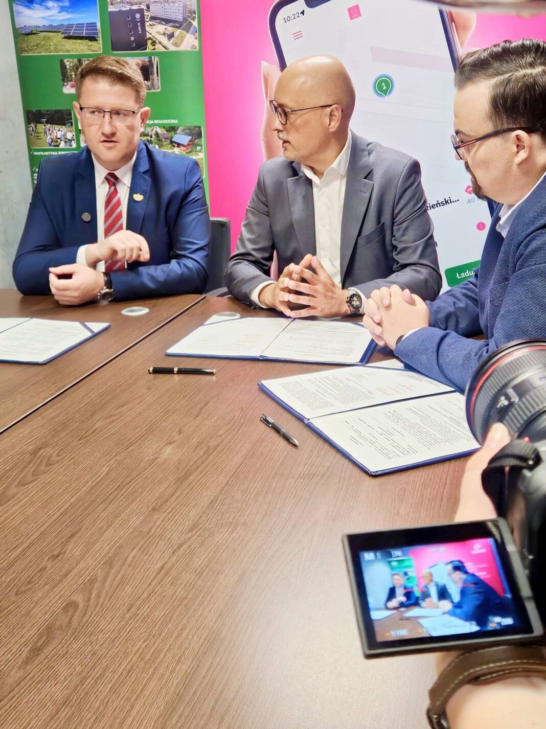 Wspólnie rozwijamy elektromobilność Wspólnie rozwijamy elektromobilność